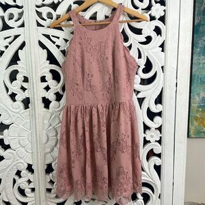 Altar’d State mauve rose blush lace dress size L fully lined